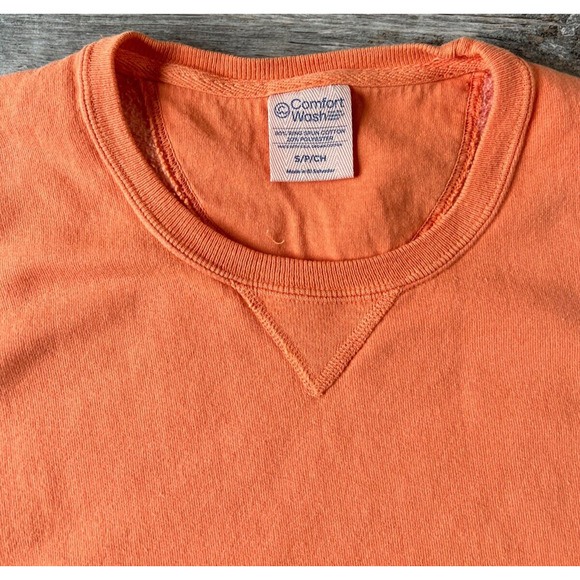 Unisex ComfortWash by Hanes Garment-Dyed Orange Crew Sweatshirt Small NWT GDH400 - Picture 2 of 4